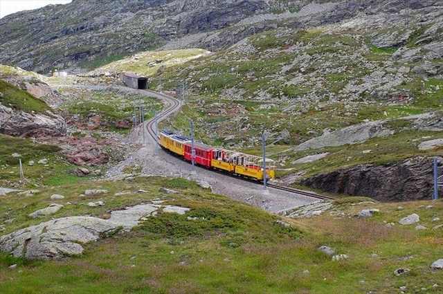 scenic train rides