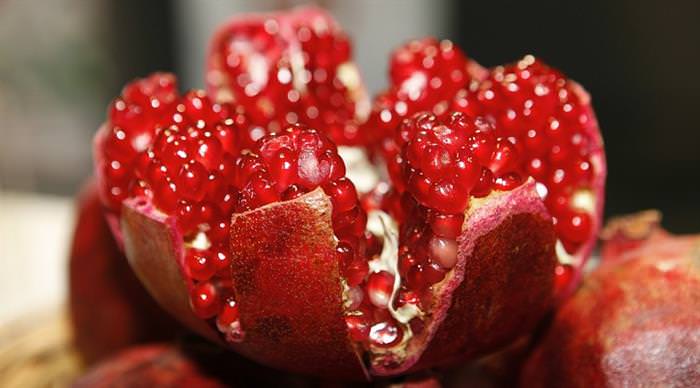 Pomegranates are healthy
