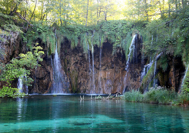 The 15 Most Colourful Lakes in the World