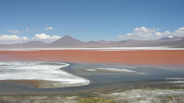 The 15 Most Colourful Lakes in the World