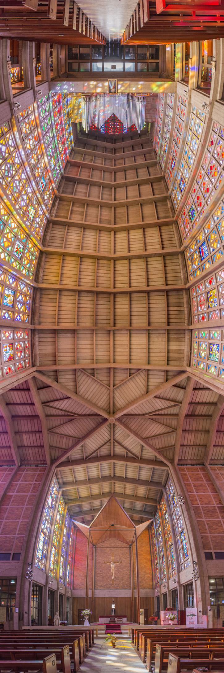 Breathtaking Panoramic Church Ceilings