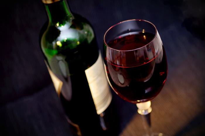 Could Drinking Wine Before Bed Help You Lose Weight?