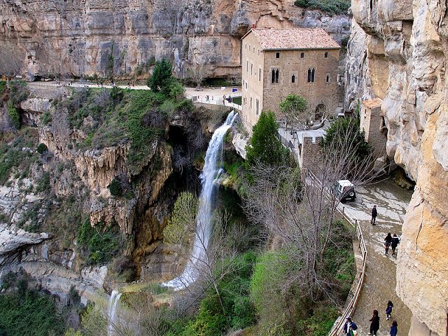 Waterfalls from around the world, Spain, Sant Miquel del Fai, Catalonia