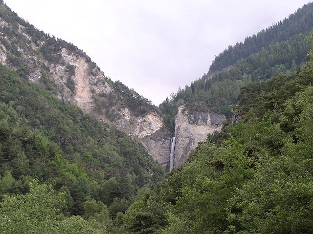 Waterfalls from around the world, Switzerland, Vallon de Réchy, Valais