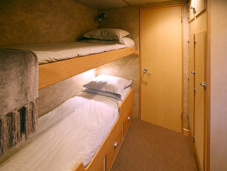 Tips for making the most of your next cruise trip, small cruise ship cabin with bunk beds