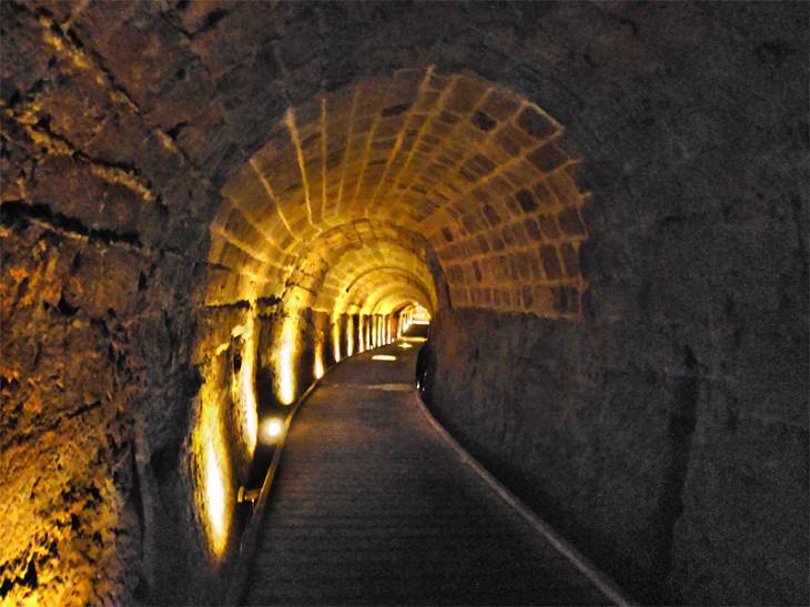 Interesting Things Only Found on Earth, Secret Tunnel to Treasure built by the Knights Templar, recently discovered underneath the Israeli city, Acre