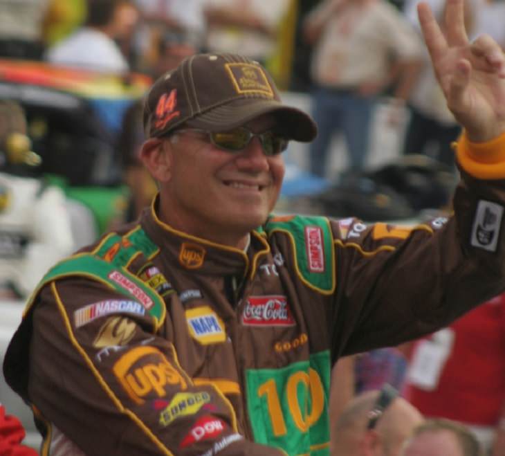 Top 19 NASCAR Race Drivers to Win Multiple Tracks, Dale Jarrett at the 2007 Bristol Motor Speedway