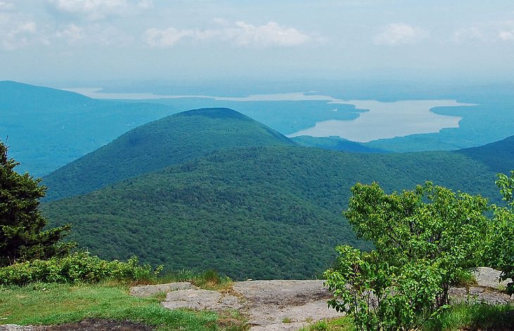 Photographs of The Catskill Mountain Range in the Appalachian Valley, View of the Ashokan reservoir seen from the summit of Wittenberg Mountain, with Samuel's Point in the foreground
