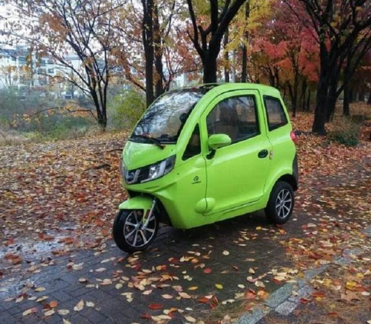 interesting, strange and unique things found only in South Korea, A very small electric 3-wheeled car