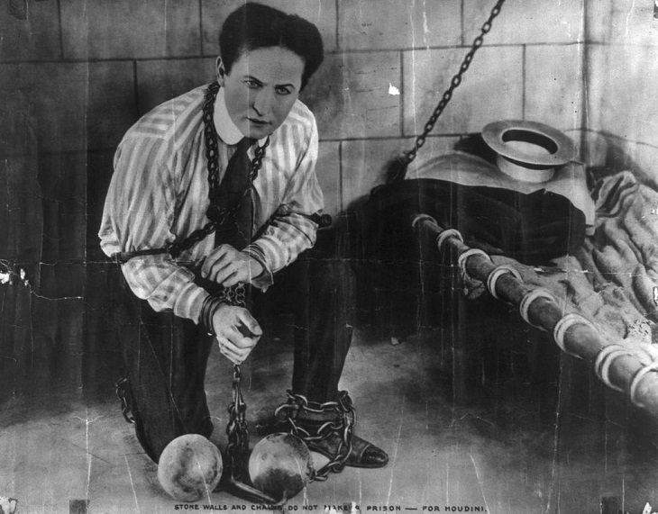 Harry Houdini,  Magician, Illusionist, Art, Magic Trick, Mentalist, Escape artist