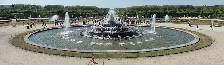 Bassin De Latone, Chateau De Versailles, Ile De France, Paris, Palace, Royal Mansion, Garden, Forest, Fountain Show, Music and Lights Show