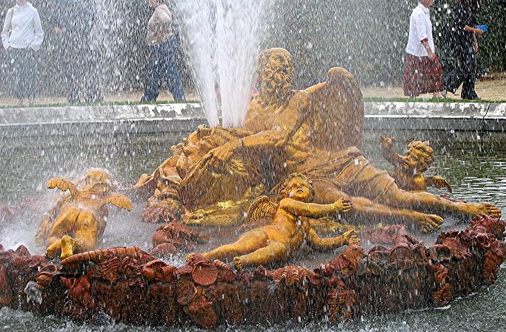 Fountain of Saturn, Neptune, Chateau De Versailles, Ile De France, Paris, Palace, Royal Mansion, Garden, Forest, Fountain Show, Music and Lights Show