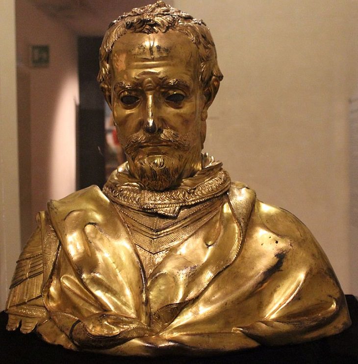 Beautiful masterpieces, sculptures, statues and works of art made by Renaissance sculptor Donatello,The San Rossore Reliquary, now in Florence’s Museo nazionale di San Matteo