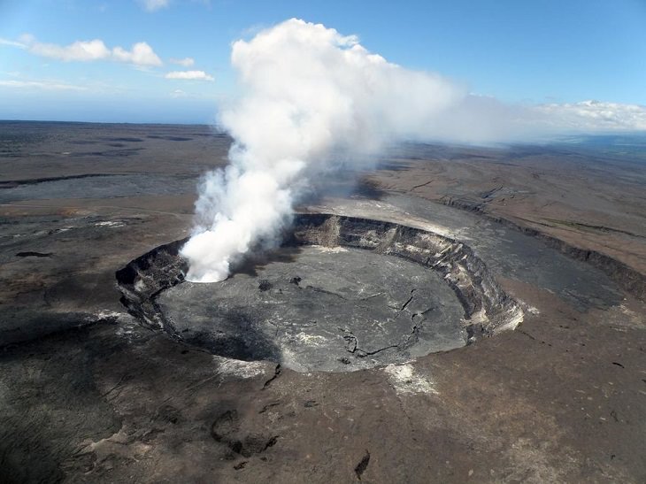 Incredible destinations, structures, monuments, and natural landscapes listed as UNESCO World Heritage Sites, Hawaiʻi Volcanoes National Park, Hawaii Country, Hawaii
