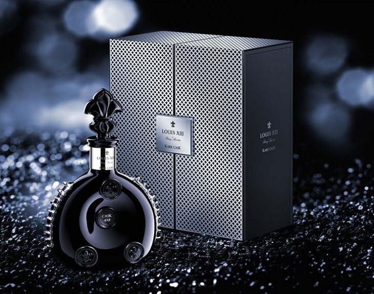 Most expensive spirits, liquors and alcohols sold across the world, Remy Martin'S Black Pearl Louis Xiii Anniversary Edition - $165,000