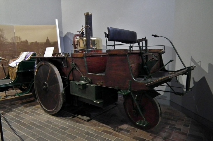 Oldest Cars Grenville Steam Carriage