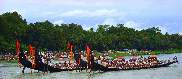 Sights and must-see destinations in the tourist state in India, Kerala, also known as God’s Own Country, The Snake Boat Race, another annual Onam tradition, conducted on Pamba (Snake) River