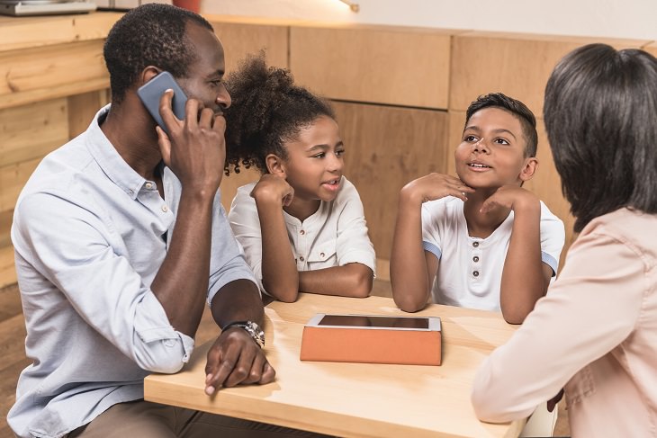 Super fun verbal, spoken word and conversation games for adults and kids, I Went To The Market