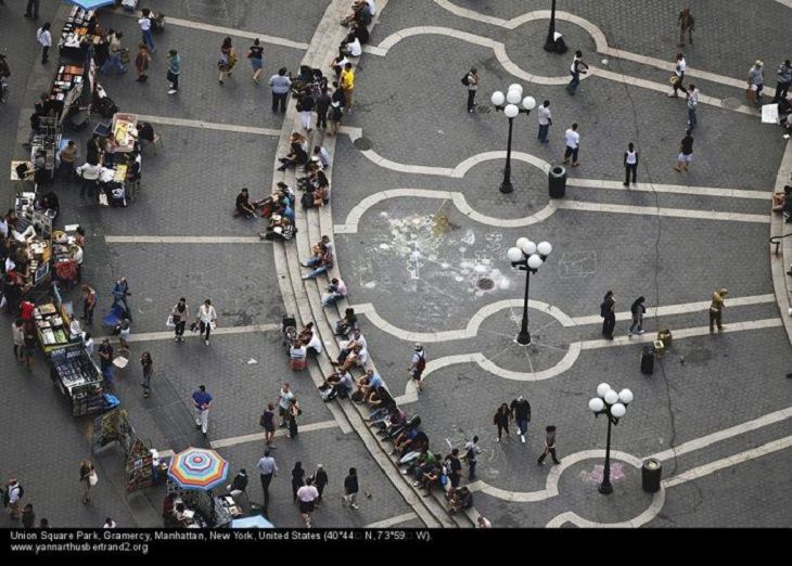 Aerial photos of New York City in “New York City From the Air” series by Yann Arthus-Bertrand, Union Square Park, Gramercy, Manhattan