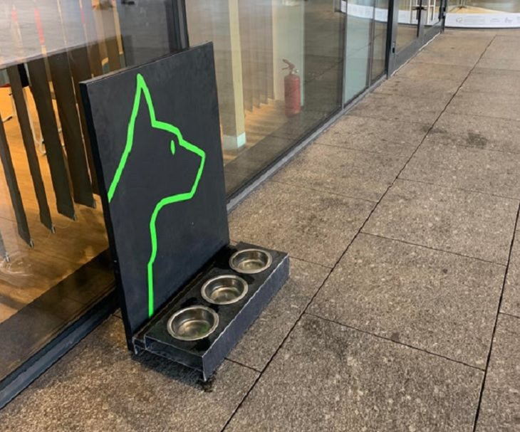 Innovative and unique creative designs and concepts from around the world, A dog drinking station outside a mall