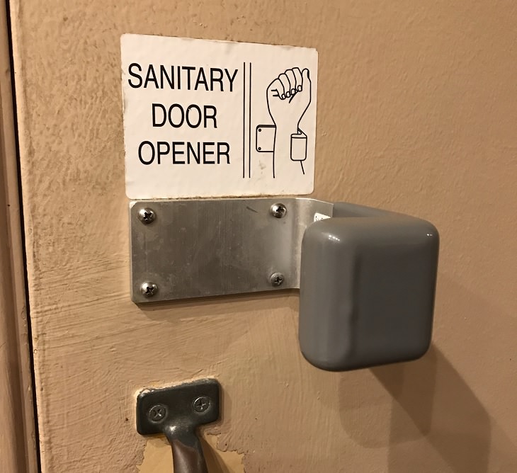 Innovative and unique creative designs and concepts from around the world, A sanitary door opening handle that lets you avoid touching the door