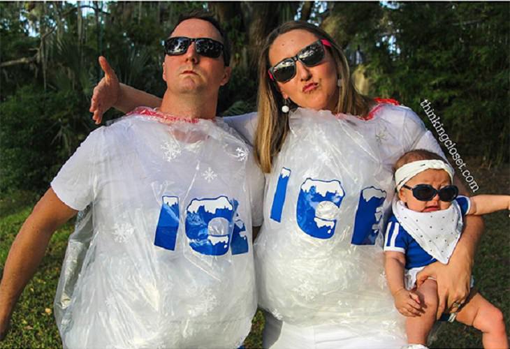 Hilarious and clever Halloween costumes based on puns and word play, Husband and wife dressed as ice holding a baby