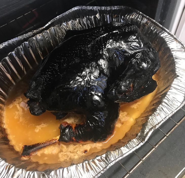Hilarious cooking and baking fails, Black thanksgiving turkey in a dish