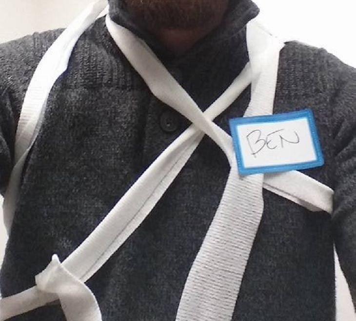 Hilarious and clever Halloween costumes based on puns and word play, Man with nametag saying “Ben” covered in Gauze