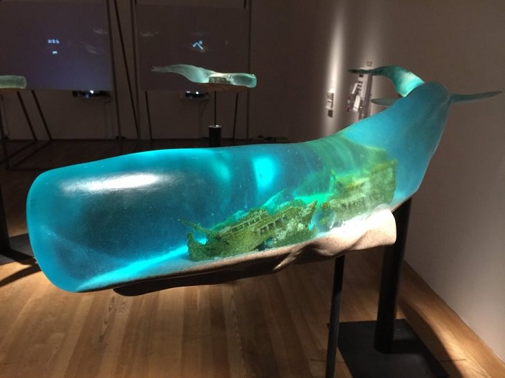 Amazing photographs of designs and manmade creations across the world, A unique sculpture of a whale