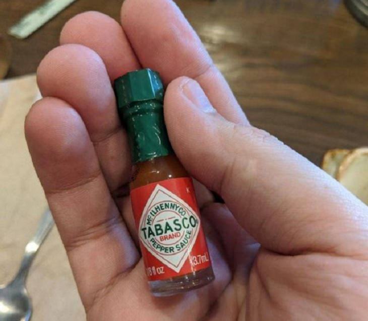 Incredibly tiny, small, and miniature everyday items and animals, Tiny bottle of tabasco sauce