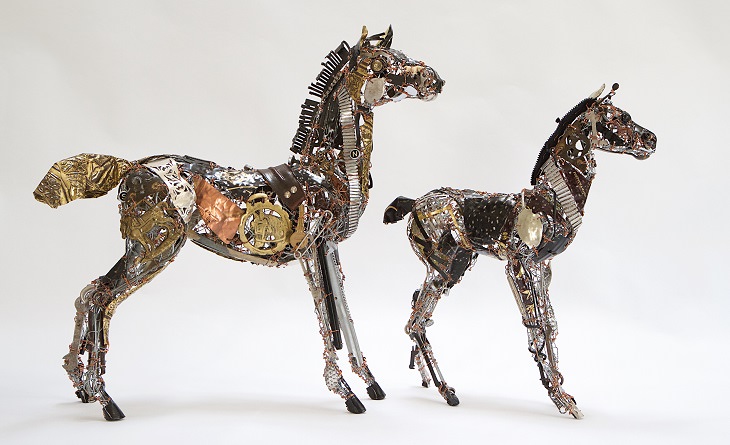 Beautiful animal sculptures made out of recycled scrap metal by Barbara Franc, Horse and Foal