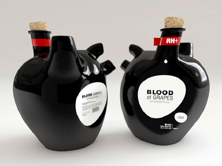 Products with unique and creative packaging, Heart-shaped wine bottle