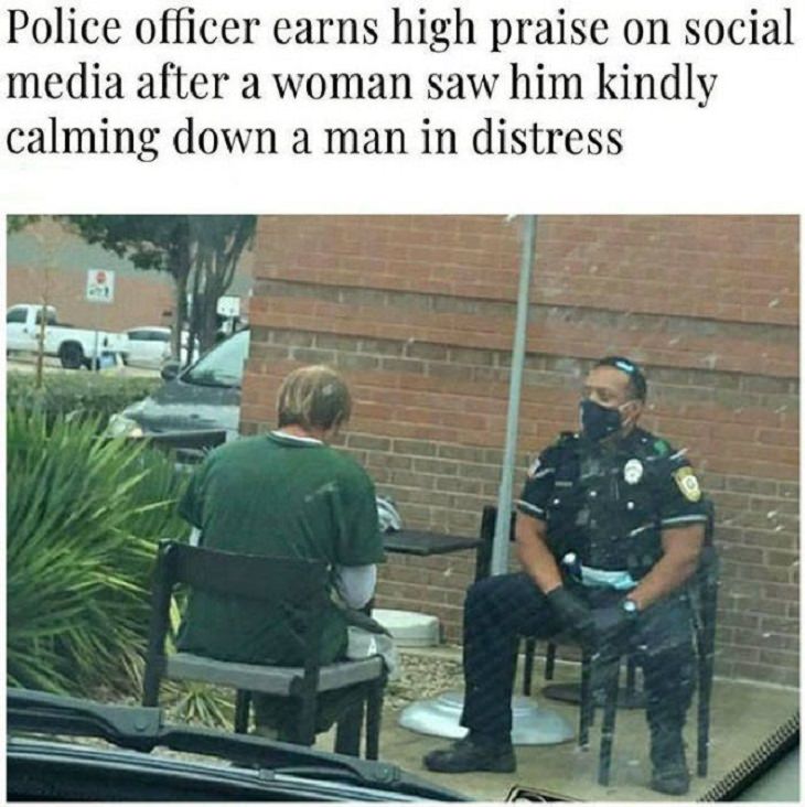 Feel Good Photographs that show sweet stories and acts of kindness, Police officer talking to a distressed man