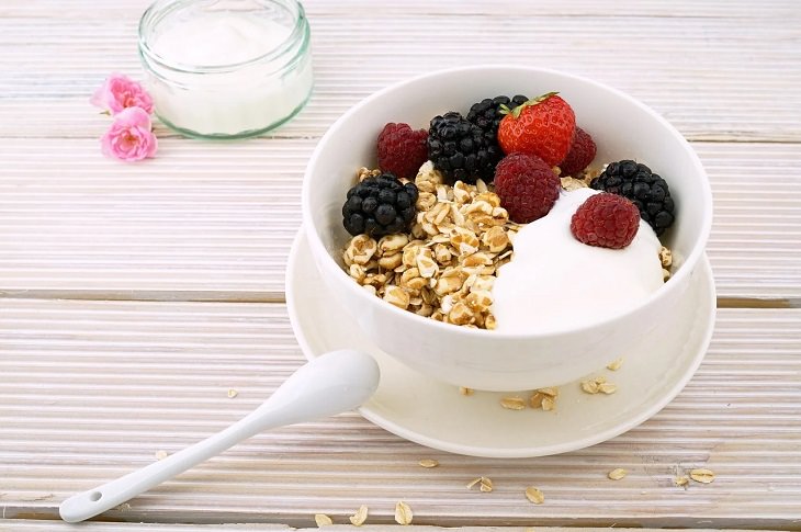 Foods that are rich in Vitamin D, Fortified cereal and oats
