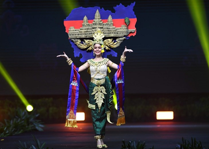 Magnificent, impressive and creative dresses and outs for the Miss Universe National Costume Show of 2017, 2018 and 2019, Nat Rern, Miss Cambodia, 2018