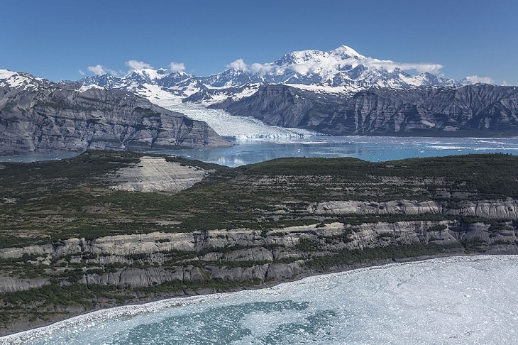 Different types of beautiful glaciers found all across Alaska, U.S.A, Guyot Glacier, a glacier in the east end of the Robinson Mountains, Alaska