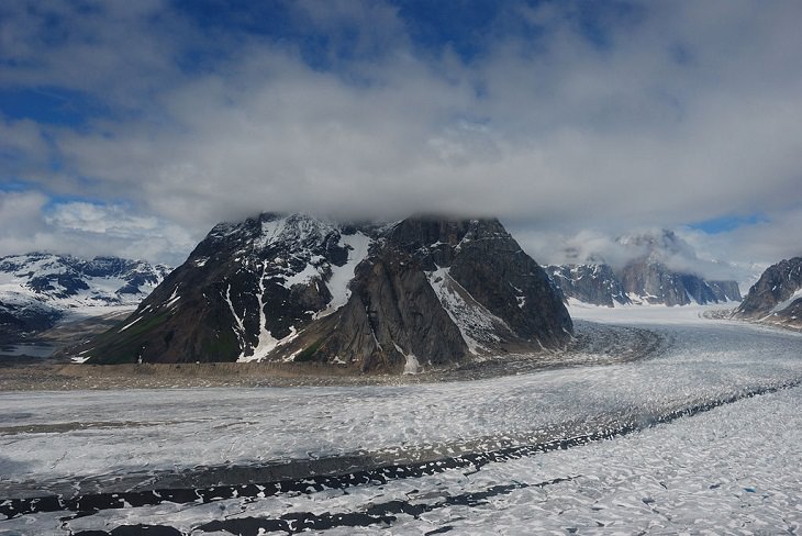 Different types of beautiful glaciers found all across Alaska, U.S.A, Ruth Glacier, a glacier in Denali National Park and Preserve, Alaska