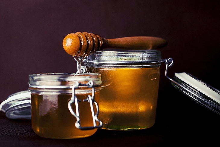 Long-lasting food items Honey