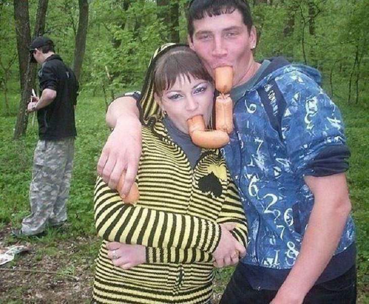 Strange, odd and weird things only found in Russia, couple sharing a sausage link
