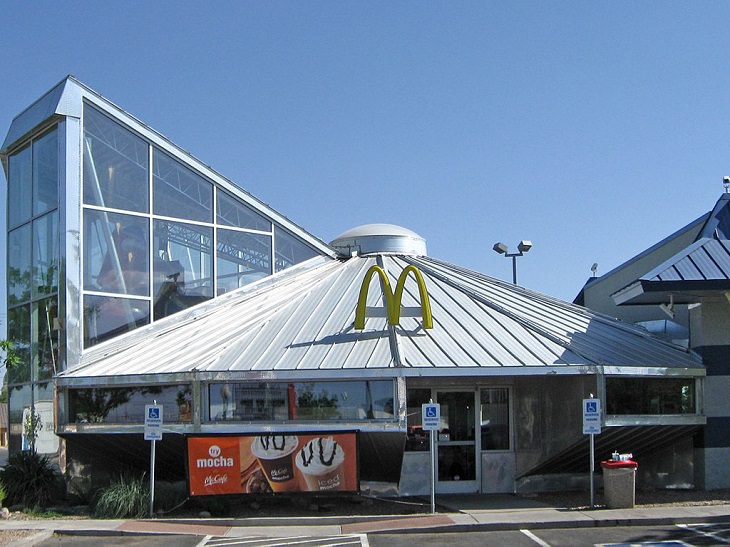 Different unique and innovative McDonald's restaurants across the world, flying saucer McDonald’s in Roswell, New Mexico