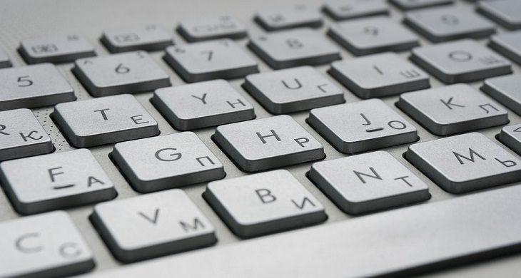 Artículos Cotidianos Con Doble Uso Crestas en las teclas del teclado F y J