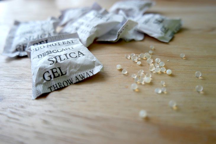 Silica Gel Packets