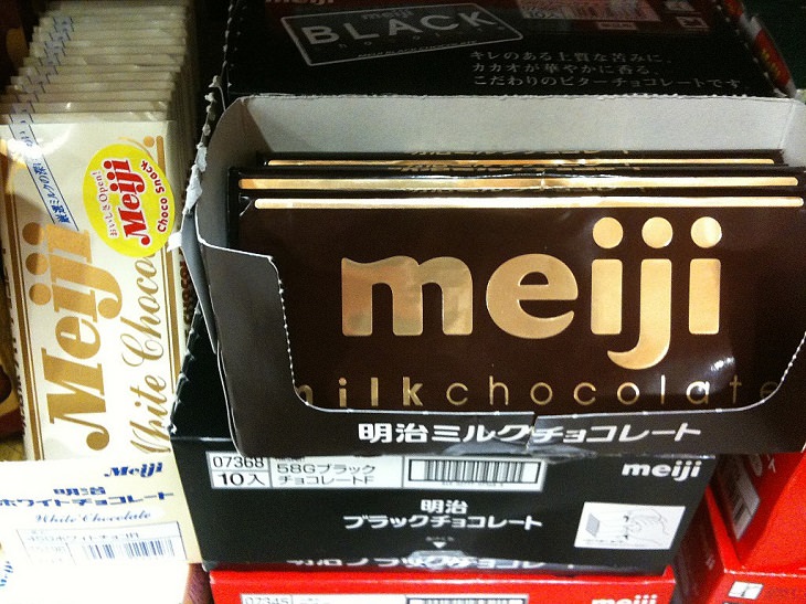 candies, sweets, chocolates and confectioneries from around the world with unique flavors and ingredients, Meiji, a chocolate from Japan that comes in a variety of flavors including lemon salt, basil, cheese, jasmine and black pepper
