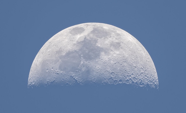 Photographs awarded Winner, Runner Up and Highly Commended in the Insight Investment Astronomy Photographer of the Year Competition 2019 organized by the Royal Observatory Greenwich, Runner Up, Category: Our Moon, Crescent Moon During the Day, by Rafael Ruiz