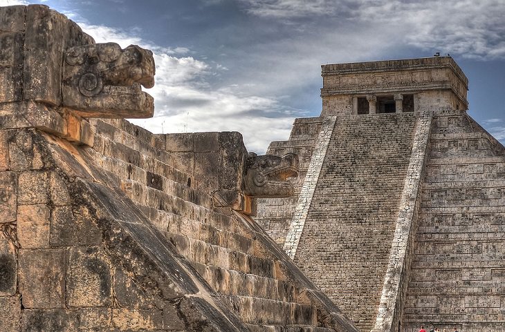 Photographs from Cancun, Mexico near the Caribbean Sea, filled with beaches and historic Mayan Civilization archaeological sites, Mayan archaeological zone, Chichén Itzá, home to numerous temples and other historical treasures