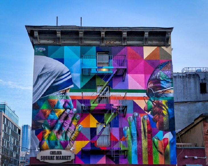 The best and most beautiful street art murals in all states across the United States of America, that send messages of culture, history and community, New York, New York City, Gandhi and Mother Teresa, by Eduardo Kobra