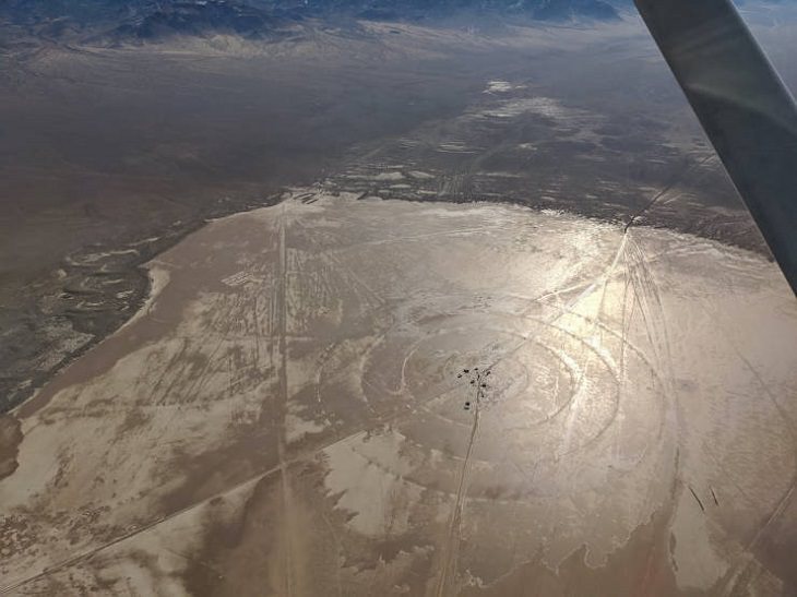 Photographs taken by private and commercial pilot from California, Gabriel Zeifman, while flying legally over mysterious Area 51 (United States Air Force Facility Homey Airport (KXTA) and Groom Lake)