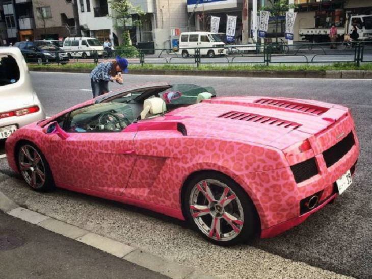 Cars with weird and strange appearances and unique features, car with pink leopard print paint