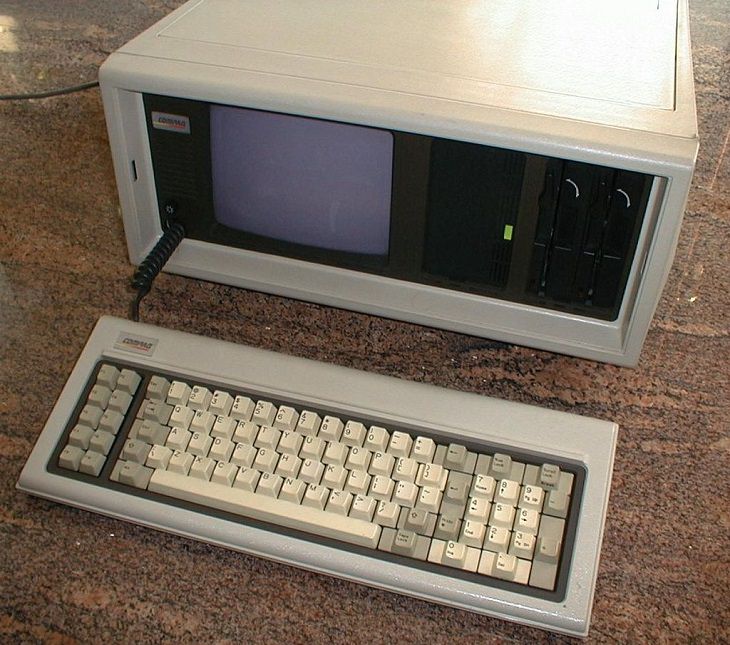 A history of laptops designed as portable computers and micro computers from the 1970’s onward, The Compaq Portable