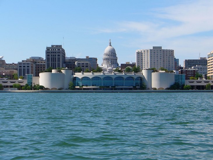 Houses and buildings designed by architect Frank Lloyd Wright, pioneer of organic architecture, prairie school homes and textile block buildings, Manona Terrace Community and Convention Center, Madison, Wisconsin